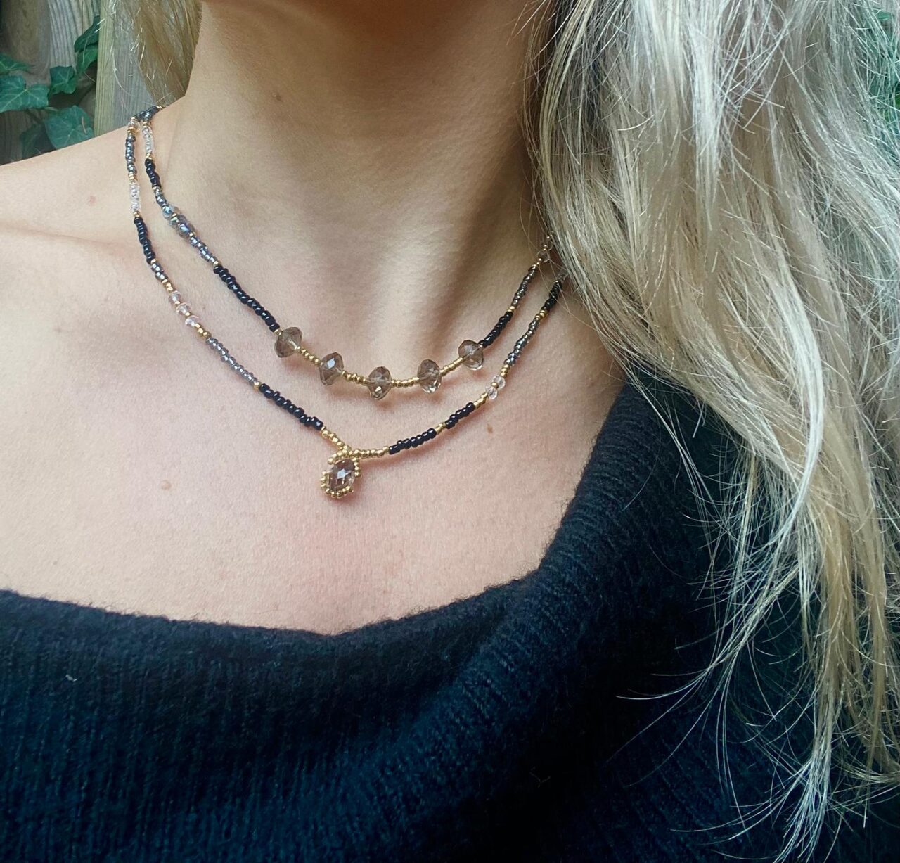 Handgemachtes Armband mit Süßwasserperlen
