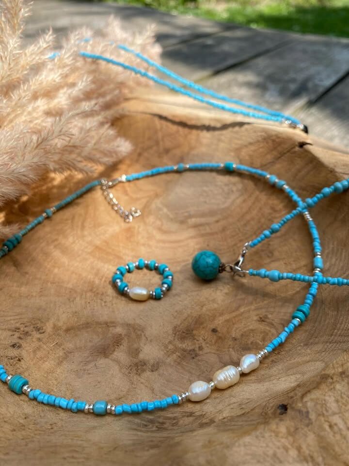 Aufeinander abgestimmtes Schmuck-Set